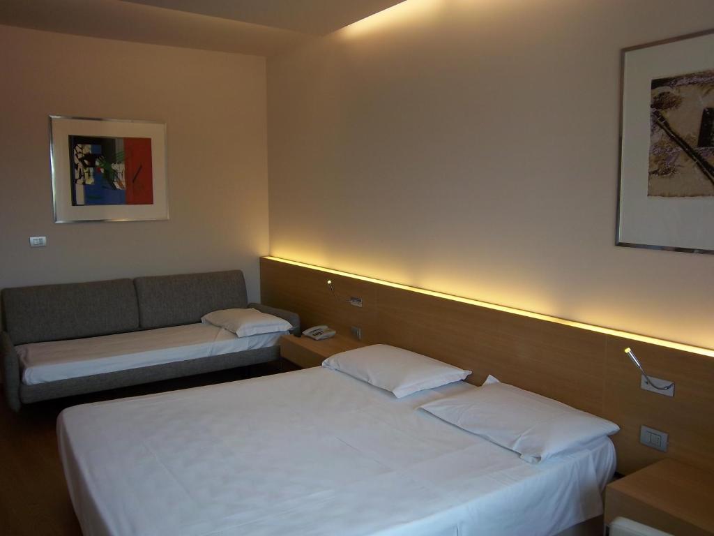 Hotel Internazionale Cervignano del Friuli Phòng bức ảnh